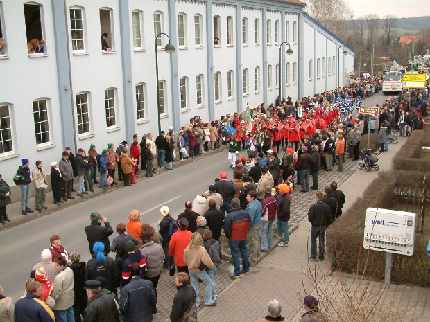 Großer Karnevalsumzug durch Duhlendorf - Galerie 2