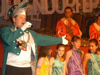 poessneck.diashow.duhlendorfergalaabend Die Karnevalgesellschaft Duhlendorf feierte am 26. Februar 2005 ihren 3. Galaabend in der Sport- und Festhalle Neustadt.