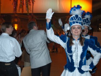 poessneck.diashow.duhlendorfergalaabend Die Karnevalgesellschaft Duhlendorf feierte am 26. Februar 2005 ihren 3. Galaabend in der Sport- und Festhalle Neustadt.