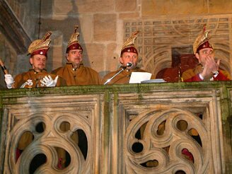 eroeffnung-markt111104-098 Die Bilder wurden aus der alten Webseite kopiert und wieder hochgerechnet. Daher die schlechte Qualität. Die Fotografen sind reine Vermutung, es können auch...