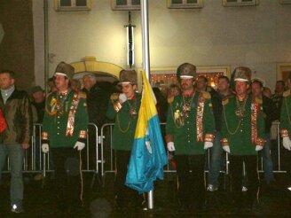 eroeffnung-markt111104-099 Die Bilder wurden aus der alten Webseite kopiert und wieder hochgerechnet. Daher die schlechte Qualität. Die Fotografen sind reine Vermutung, es können auch...