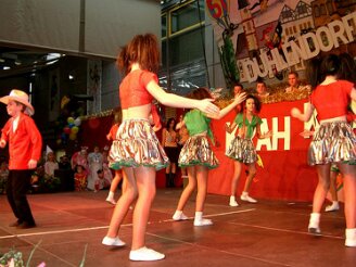 kinderfaschingsgala-sfh120205-018 Die Bilder wurden aus der alten Webseite kopiert und wieder hochgerechnet. Daher die schlechte Qualität. Die Fotografen sind reine Vermutung, es können auch...