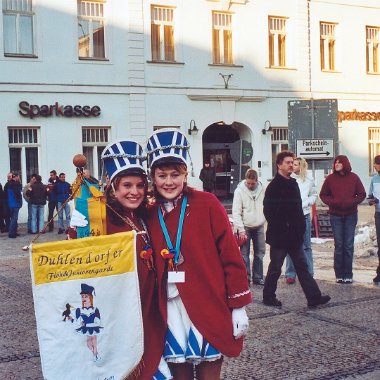 samstag-fahnenweihe050205-002