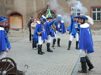 eroeffnung-11.11uhr-markt111105-008