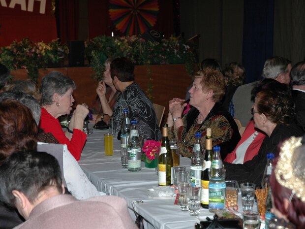 Duhlendorfer Rentnerfaschingsgala am Samstag, den 04.03.2006 in der Sport- und Festhalle
