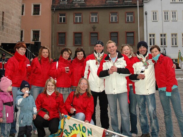 Karnevalseröffnung mit Fahnenhissung der Neustädter Stadtfahne am Samstag, den 25.02.2006 auf dem Neustädter Markt