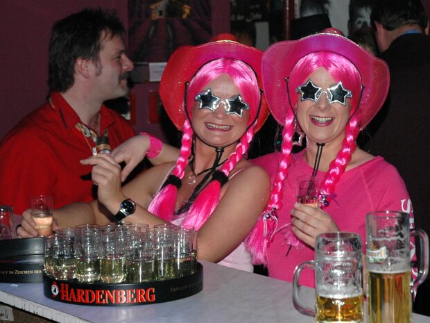 2. Duhlendorfer Weiberfasching am Samstag, den 23.02.2006 im Wotufa Saal Galerie 1