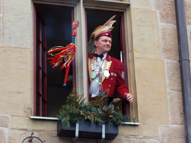 29. Närrisches Tauziehen (ge)wichtiger Leute am Montag, den 19.02.2007 auf dem Neustädter Marktplatz