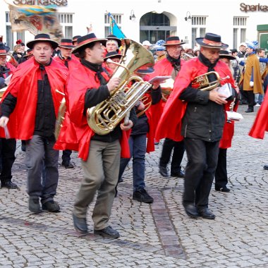 samstag-fahnenweihe020208-017