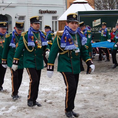 samstag-fahnenweihe130210-006