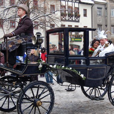 samstag-fahnenweihe130210-016