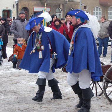 samstag-fahnenweihe130210-017
