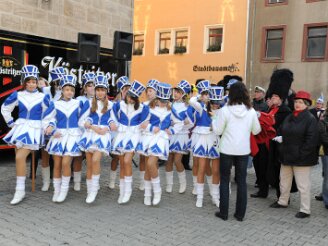 samstag-fahnenweihe050311-016