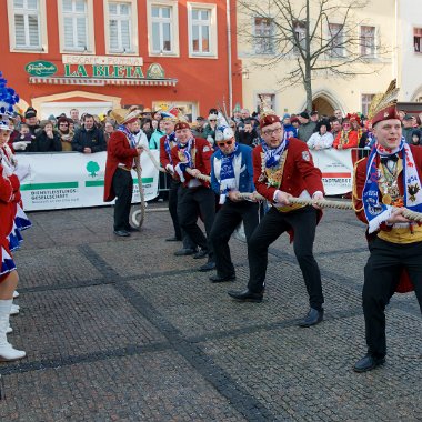 montag-tauziehen160215-072