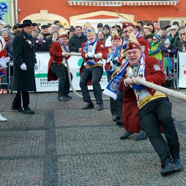 montag-tauziehen160215-081