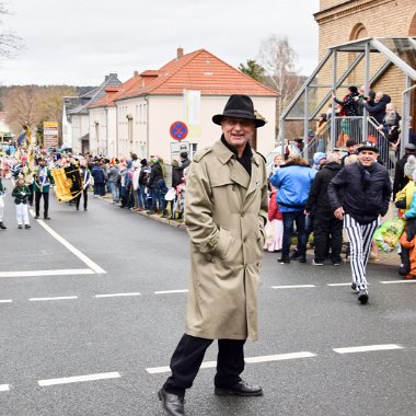 sonntag-umzug230220-018