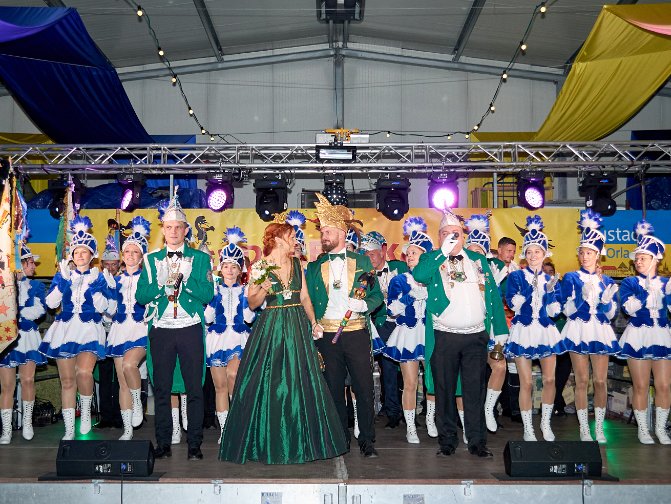 Duhlendorfer Karnevalstrubel am Freitag, den 16.09.2022 in der Fahrzeughalle der Stadtwerke