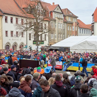 montag-tauziehen-202023-183 43. Närrisches Tauziehen auf dem Neustädter Marktplatz