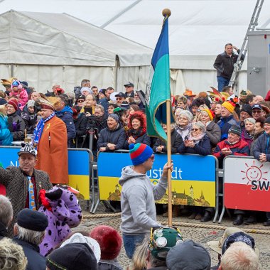 montag-tauziehen-202023-191 43. Närrisches Tauziehen auf dem Neustädter Marktplatz