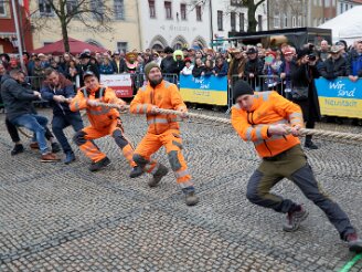 montag-tauziehen-120224-216