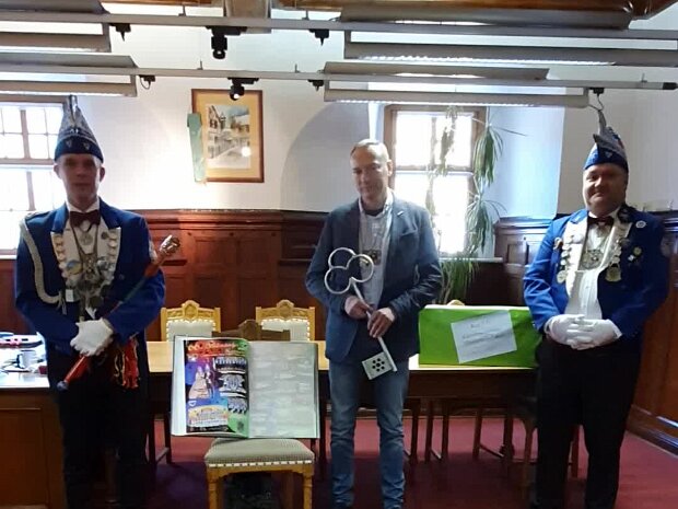 Karnevalseröffnung Videos