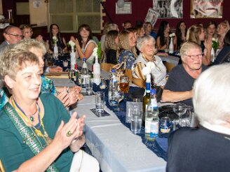 70 Jahre Duhlendorfer Funkengarde Hinweis: Das Jubiläum ist erst in der 71.Session