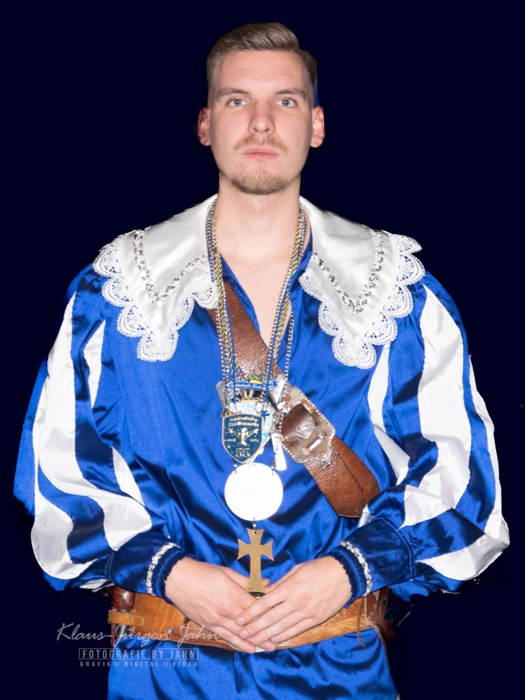 leon-katins-71.sess-7